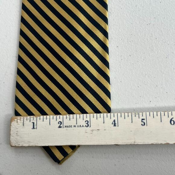 Brooks Brothers Makers Men's Neck Tie All Silk Striped Yellow & Navy Blue - Picture 8 of 8